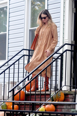 Margot Robbie in Brooklyn, New York 10/07/2019