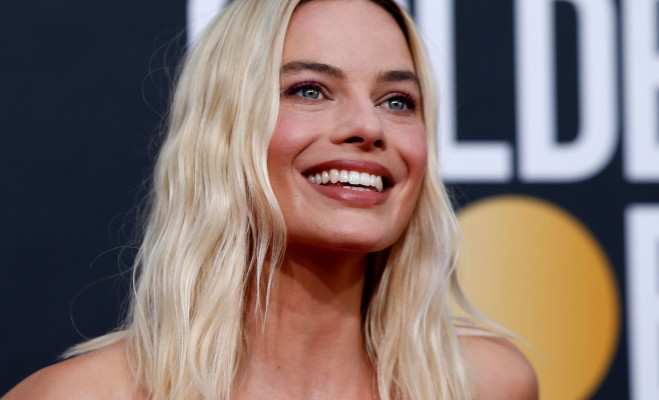 Margot Robbie - 77th Annual Golden Globe Awards (Arrival) // Jan 5 2020