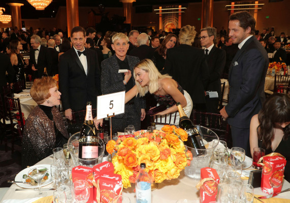 Margot Robbie - 77th Annual Golden Globe Awards (Inside) // Jan 5 2020