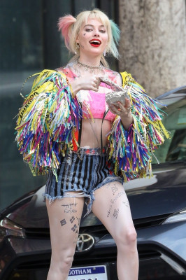 Margot Robbie - On set of &#039;Birds Of Prey&#039; in Los Angeles 01/02/19
