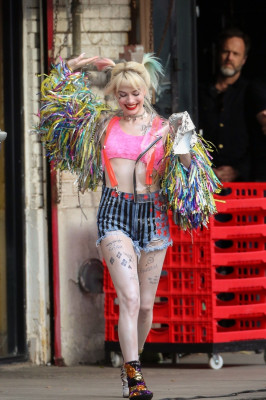 Margot Robbie - On set of &#039;Birds Of Prey&#039; in Los Angeles 01/02/19