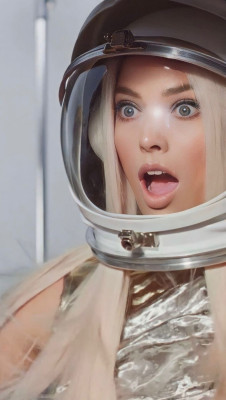 Margot Robbie by Ethan James Green for Vogue (June/July 2023)