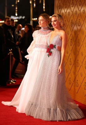 Margot Robbie – “Mary Queen of Scots” Premiere in London 