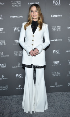 Margot Robbie - WSJ Innovator Awards in New York 11/02/2022