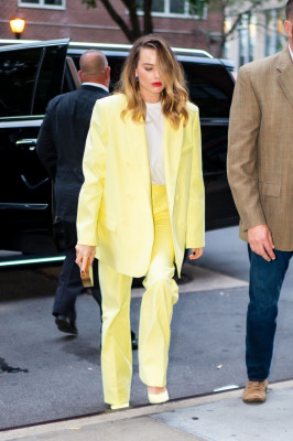 Margot Robbie - Out in New York 10/06/2019