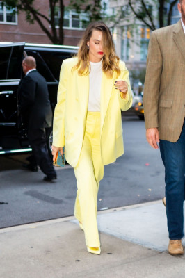 Margot Robbie - Out in New York 10/06/2019