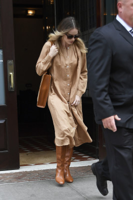 Margot Robbie Leaving her hotel in New York 10/07/2019