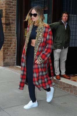 Margot Robbie Leaving her hotel in New York 10/08/2019
