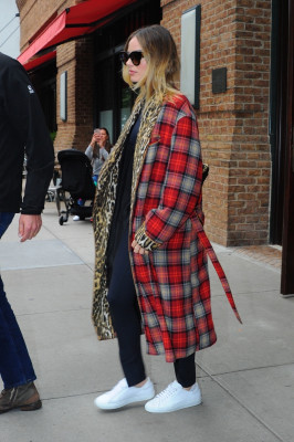 Margot Robbie Leaving her hotel in New York 10/08/2019