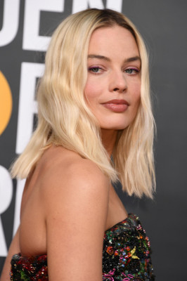 Margot Robbie - 77th Annual Golden Globe Awards (Arrival) // Jan 5 2020