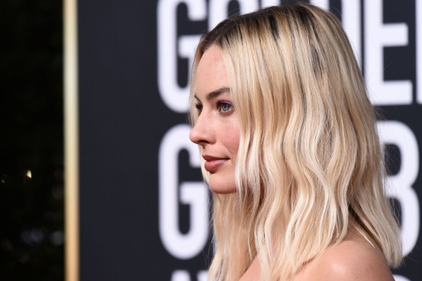 Margot Robbie - 77th Annual Golden Globe Awards (Arrival) // Jan 5 2020