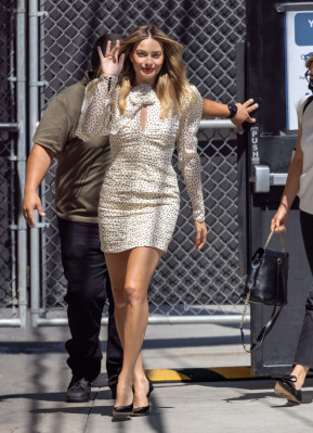 Margot Robbie - Attends Jimmy Kimmel Live! in Hollywood | July 21, 2021