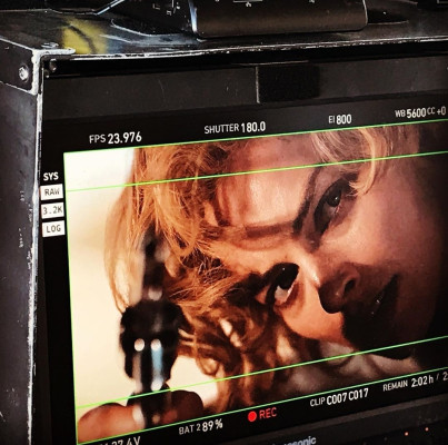 Margot Robbie | Dreamland 2019 on set