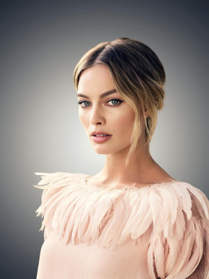Margot Robbie by Art Streiber for «Sony Pictures» // 2019