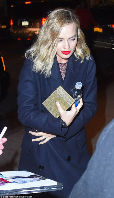 Margot Robbie pic #1021902