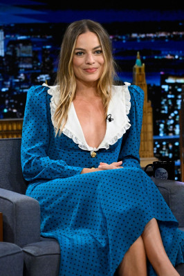 Margot Robbie - The Tonight Show Starring Jimmy Fallon 09/19/2022
