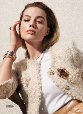 MARGOT ROBBIE in Grazia Magazine, September 2019