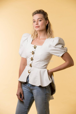 Margot Robbie – Photoshoot for USA Today 2018