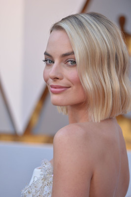 Margot Robbie – Oscars 2018 Red Carpet