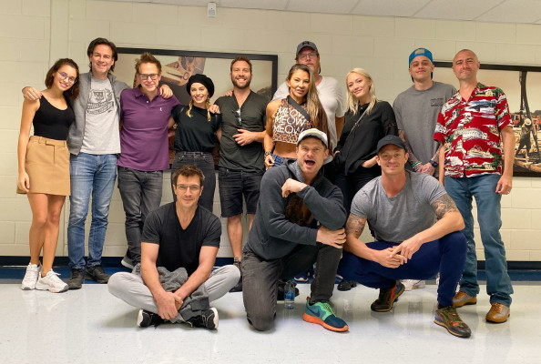 Margot Robbie - Watching &#039;Joker&#039; Movie With &#039;Suicide Squad&#039; Team || 2019