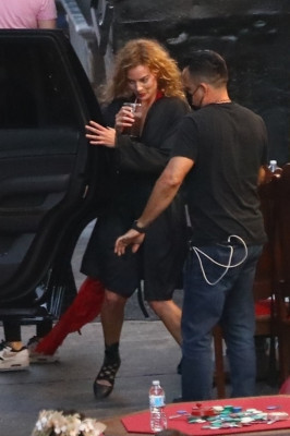Margot Robbie - &#039;Babylon&#039; Set in Los Angeles 08/23/2021