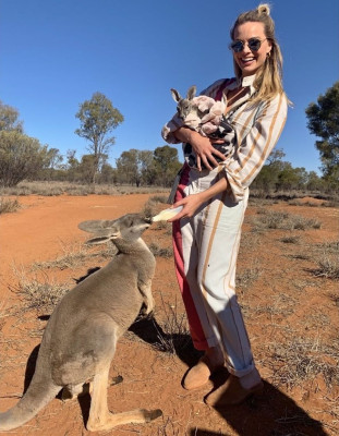 Margot Robbie in Australia | May 2019 +2
