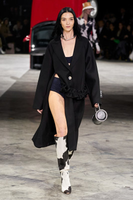 Off-White Autumn/Winter 2020 Fashion Show in Paris