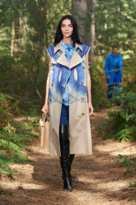 Burberry Spring/Summer 2021 Fashion Show in London