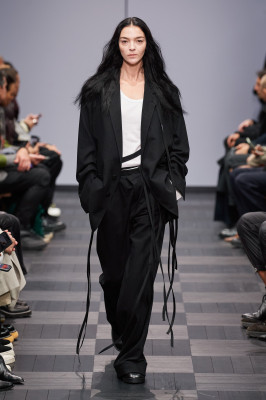 Maria Carla Boscono - Ann Demeulemester Spring/Summer 2022 Fashion Show in Paris