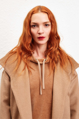 Maria Carla Boscono - Agnona Pre-Fall 2019 Collection