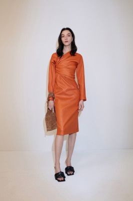 Maria Carla Boscono - Bottega Veneta Resort 2020 Collection