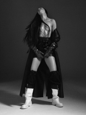Mariacarla Boscono - 032c Magazine #34 Spring/Summer 2018 by Thomas Lohr