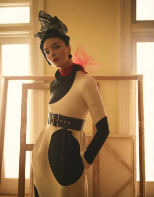 Mariacarla Boscono - Vogue Mexico by Stas Komarovski
