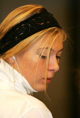 photo 21 in Maria Sharapova gallery [id258292] 2010-04-23 00:00:00