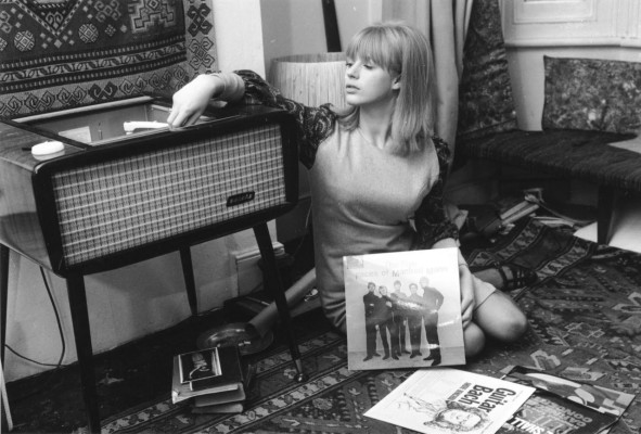 Marianne Faithfull pic #426113