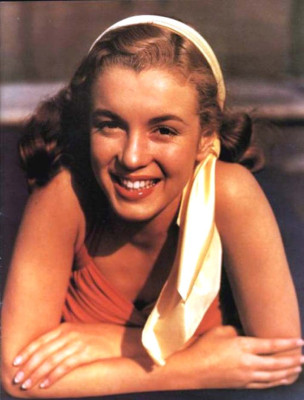 photo 9 in Marilyn gallery [id52805] -0001-11-30 00:00:00