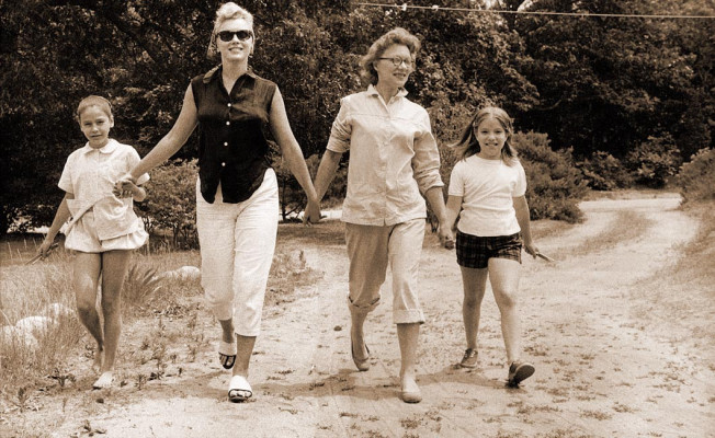 Marilyn Monroe pic #274170