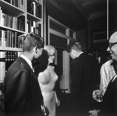 photo 18 in Marilyn Monroe gallery [id343992] 2011-01-19 00:00:00