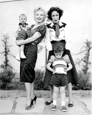 photo 17 in Marilyn Monroe gallery [id390331] 2011-05-03 00:00:00