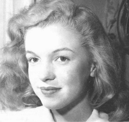 photo 5 in Marilyn Monroe gallery [id381177] 2011-04-05 00:00:00
