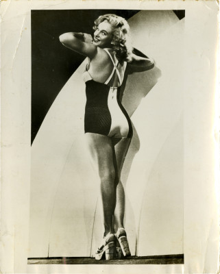photo 29 in Marilyn gallery [id160173] 2009-05-22 00:00:00