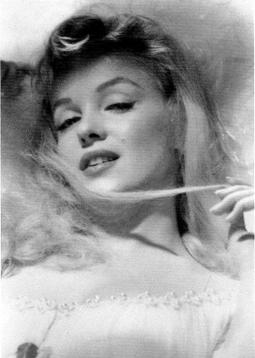 Marilyn Monroe pic #475232