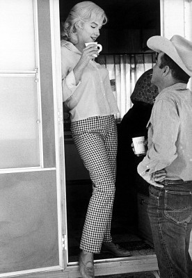 photo 21 in Marilyn Monroe gallery [id384032] 2011-04-14 00:00:00