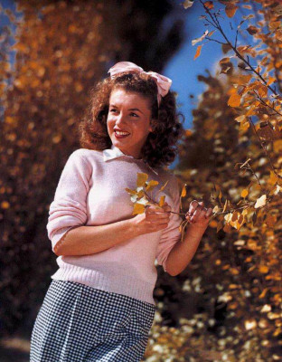 photo 11 in Marilyn gallery [id22882] -0001-11-30 00:00:00