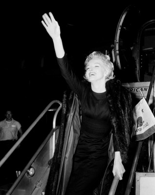 photo 22 in Marilyn Monroe gallery [id475888] 2012-03-06 00:00:00