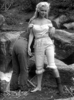 photo 23 in Marilyn gallery [id60837] -0001-11-30 00:00:00