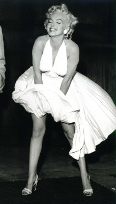 Marilyn Monroe pic #886835