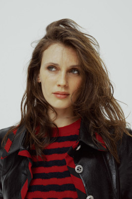 Marine Vacth - Grazia France 
