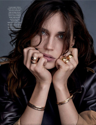 Marine Vacth – ELLE Magazine Italy 12/14/2019