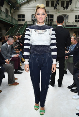 Marion Cotillard – Valentino Fashion Show, PFW in Paris 